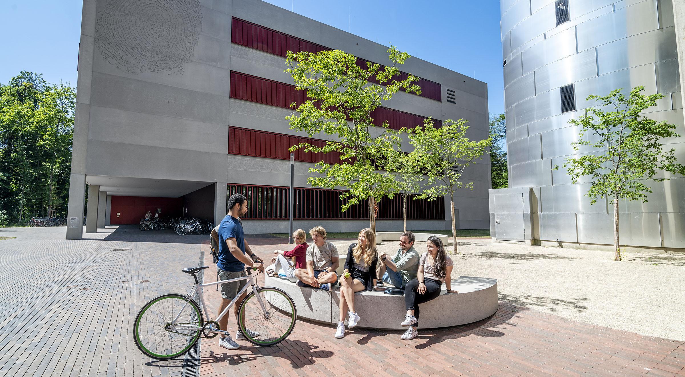 Students on HKA campus